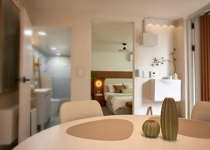 Suajae 2room,3bed ,3mins Hapjeong 1f ソウル特別市